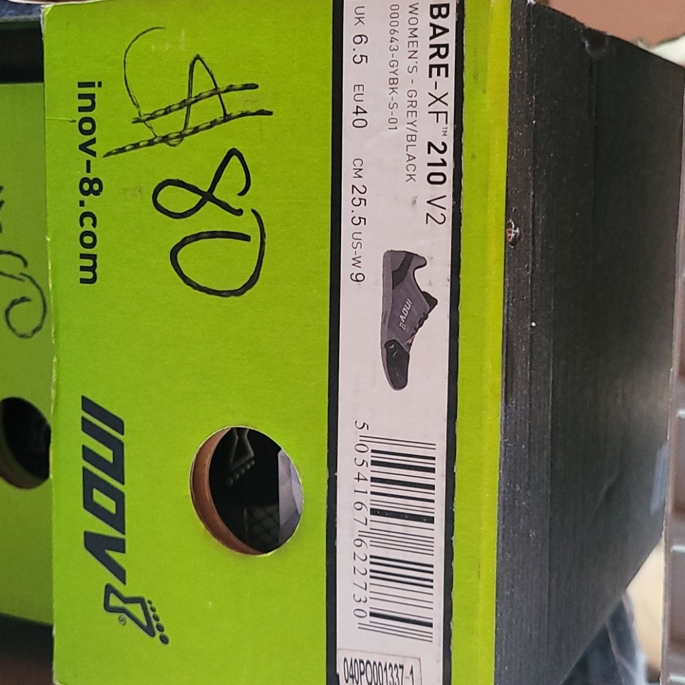 Womans Bare-xf 210 v2